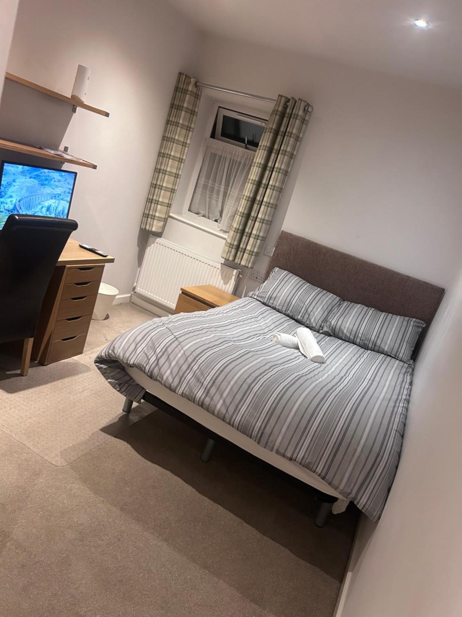 Seaford Guest House Xxx Stoke-on-Trent Ngoại thất bức ảnh