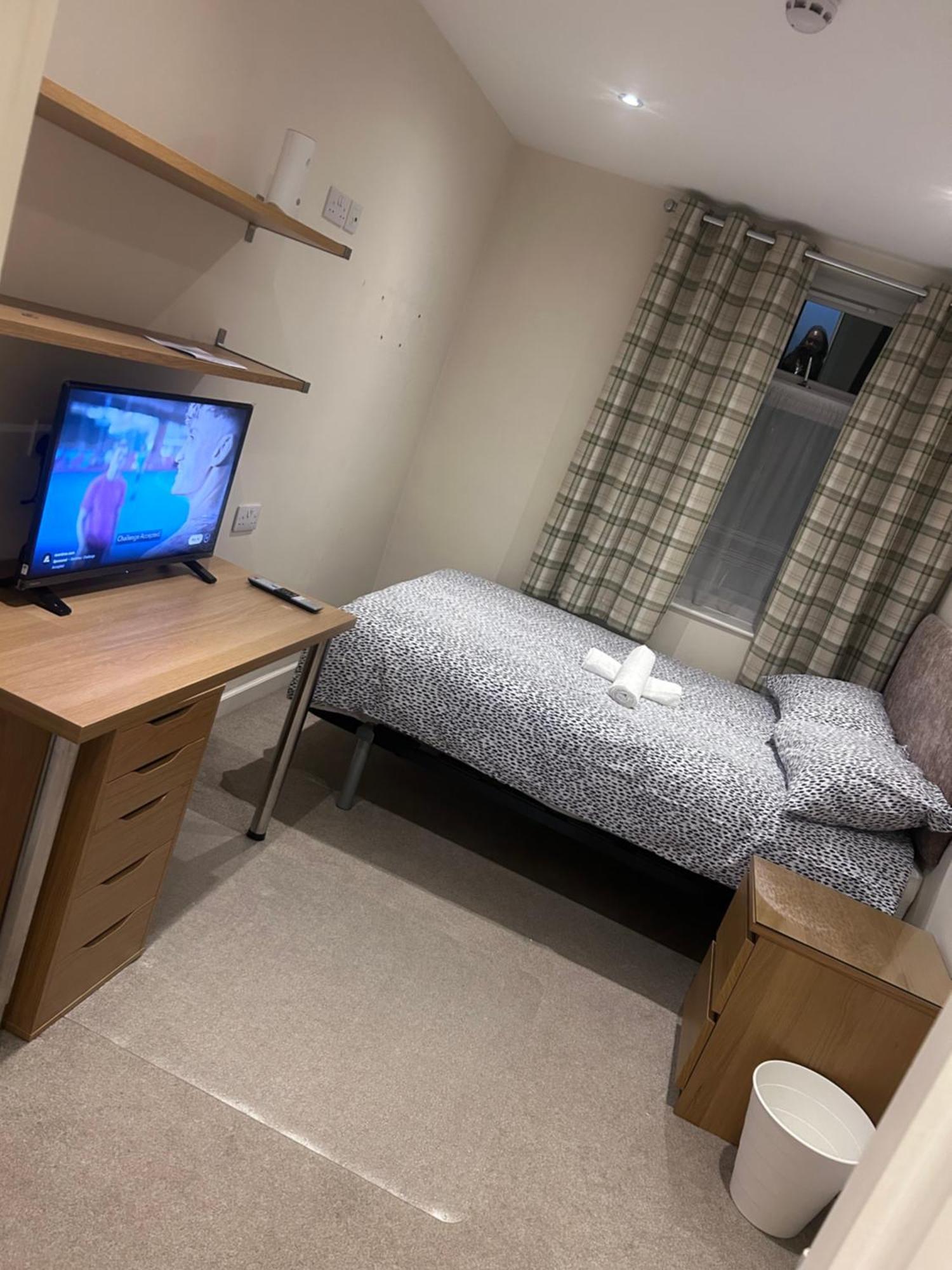 Seaford Guest House Xxx Stoke-on-Trent Ngoại thất bức ảnh